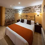 Otel Ripoll 3*