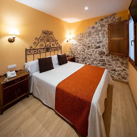 Ripoll 3* Sant Hilari Sacalm