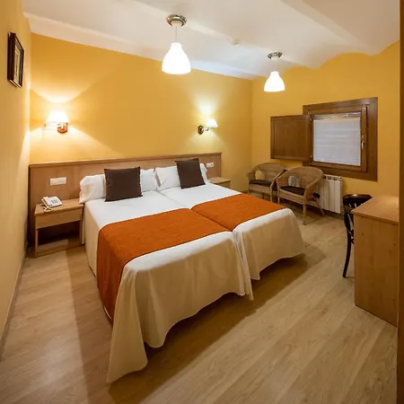Ripoll 3* Sant Hilari Sacalm