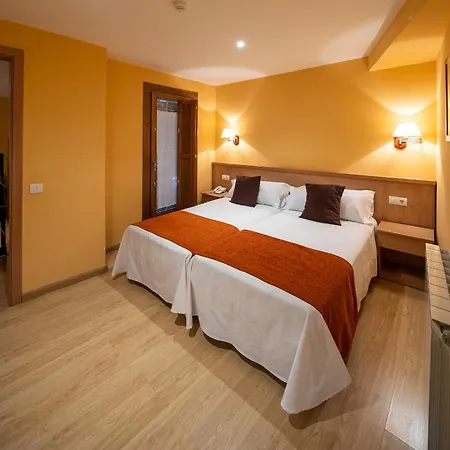 Ripoll Hotel 3*