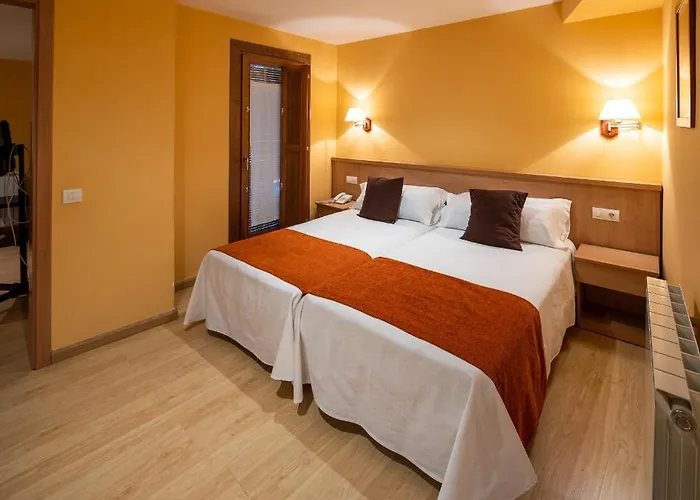 Ripoll Hotel 3*